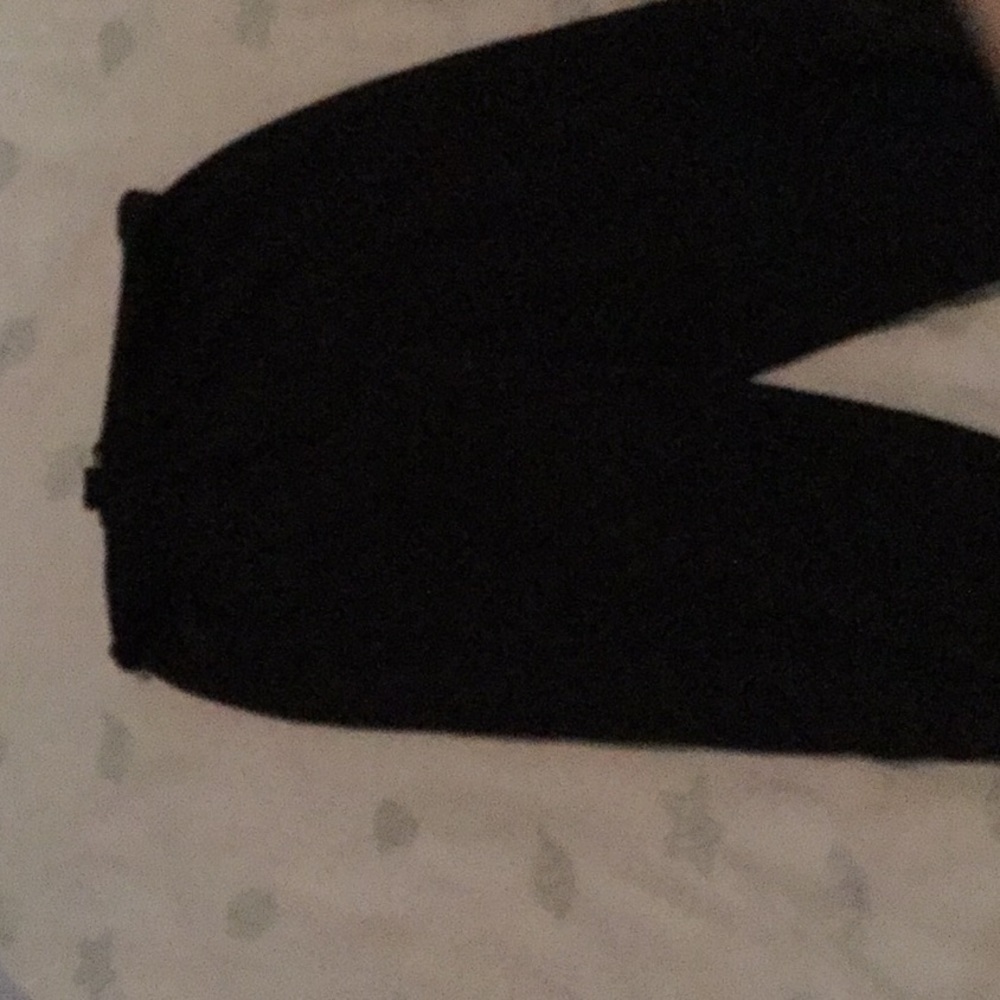 Black leggings
